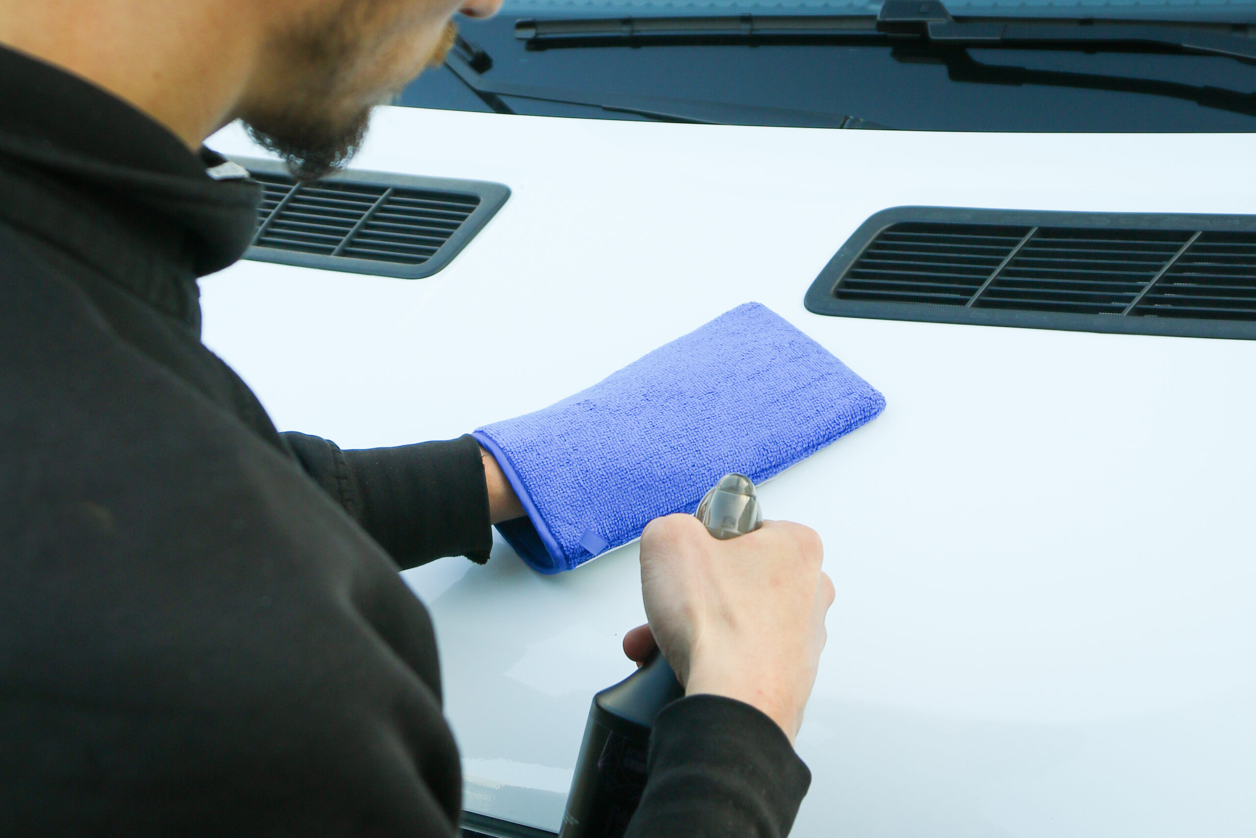 mobilhome coaten, campercoating, caravancoating, camper wassen, caravan wassen, interieurreiniging, bescherming, coaten, polijsten, kitwerken, lakherstel, keramische coating